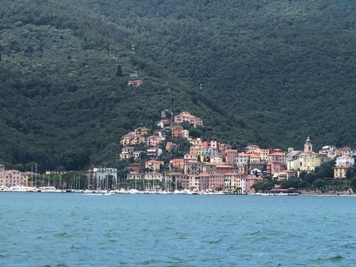 La Magia Nel Borgo Διαμέρισμα Fezzano  Εξωτερικό φωτογραφία